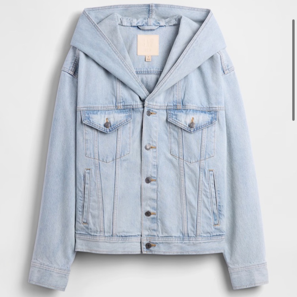 Gap x BEIS Oversized Denim Jacket NWT Size Medium